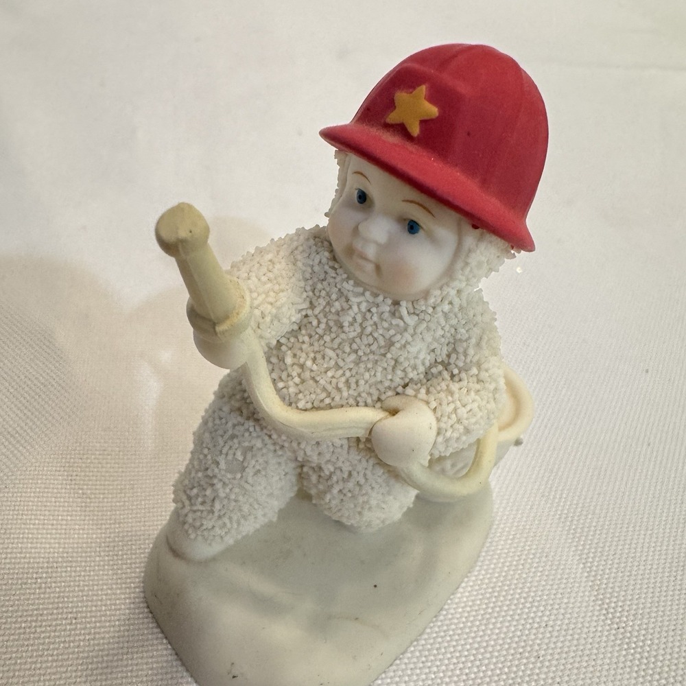 Department 56‎ Snowbabies " To The Rescue" Small Figurine Retired 1993   No Box